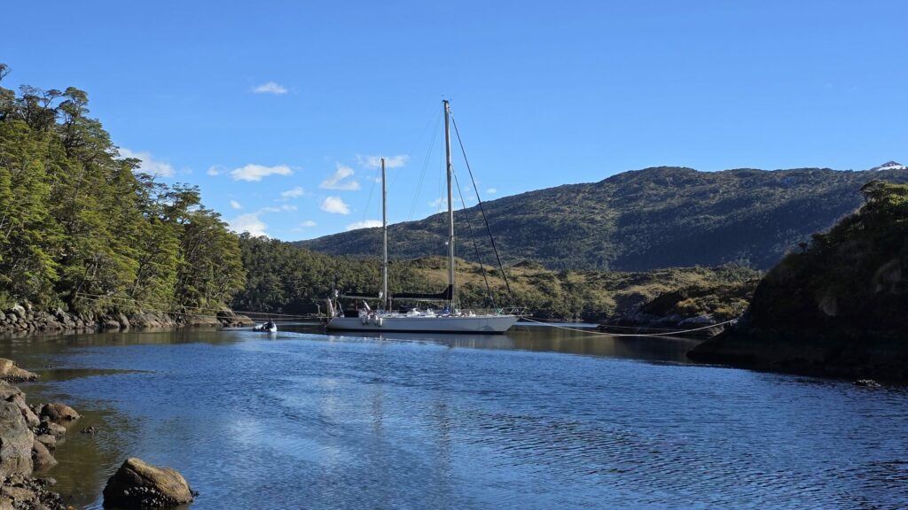 sailing ushuaia sailing toierra del fuego patagonia expedition by sailboat sailing vessel puerto williams navarino island