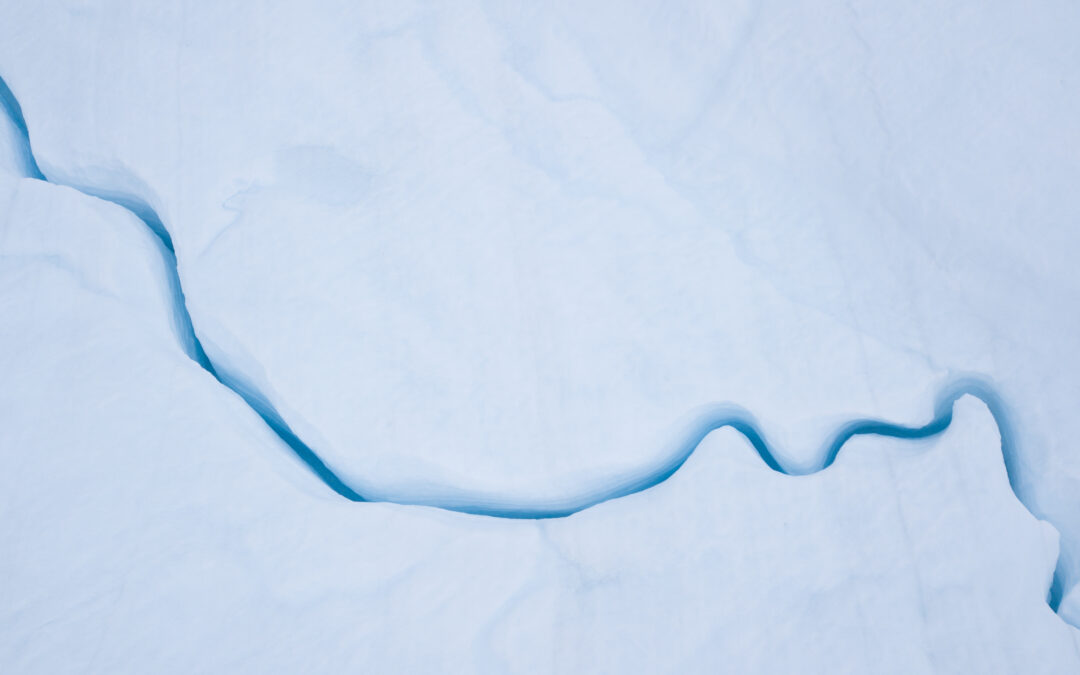 La découverte d’un monde perdu vieux de 30 millions d’années sous la glace de l’Antarctique : une véritable capsule temporelle révélée (Ouest France 13 juin 2025)