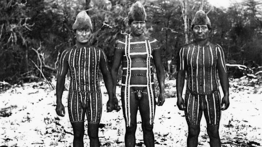 Ces indigènes qu’il fallait rendre pudiques ou morts (Heidi News, 26/09/2024, au sujet des peuples autochtones du Chili)
