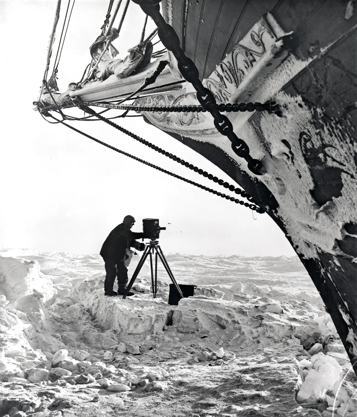 Carnets de Lecture #2 : Les survivants de l’Antarctique (photos Frank Hurley)— Caroline Alexander